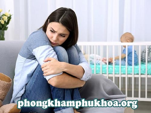 cach-chua-roi-loan-kinh-nguyet-sau-sinh