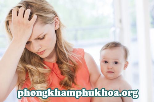 kinh-nguyet-khong-deu-sau-khi-sinh