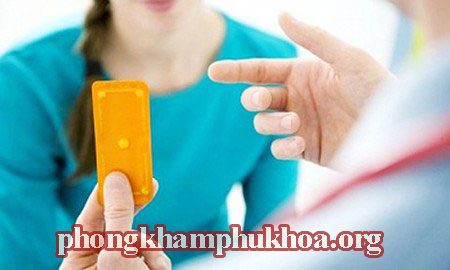 uong-thuoc-dieu-hoa-kinh-nguyet-khi-co-thai